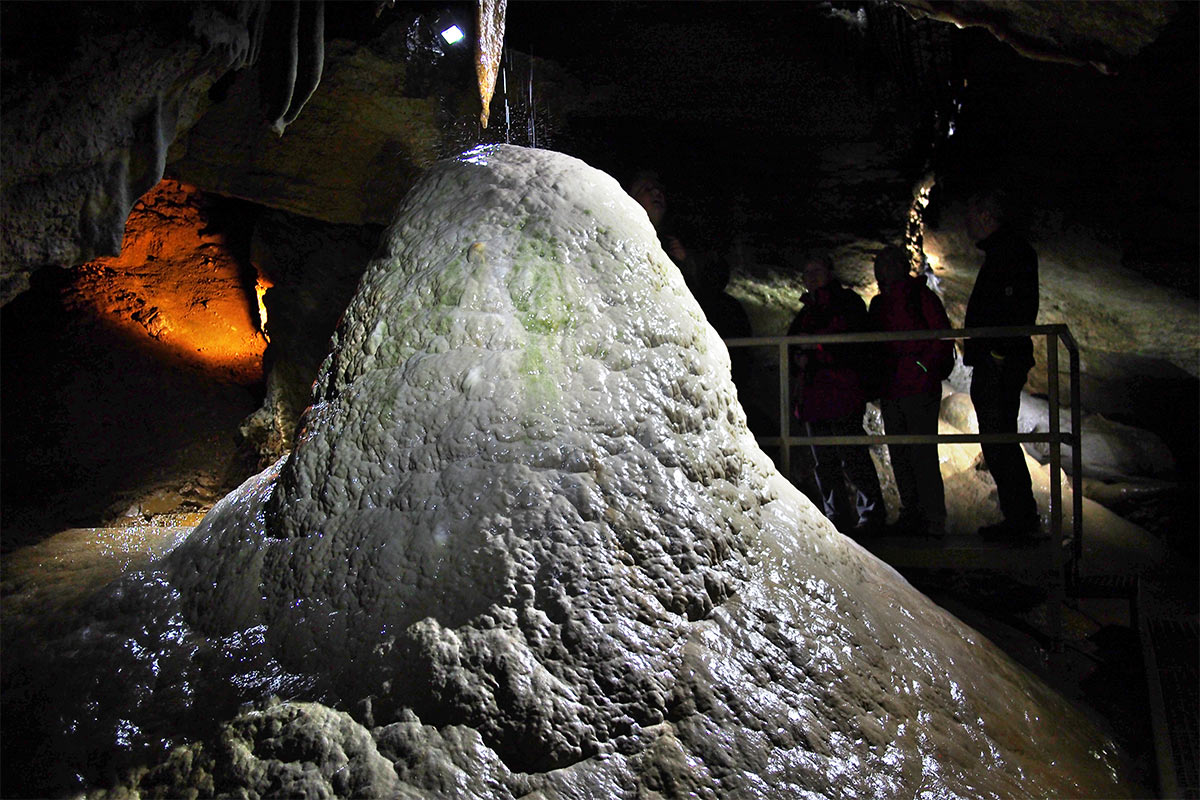 2015 DAV Suhl Höhlenwanderung Fränkische Schweiz Sophienhöhle (Foto: Manuela Hahnebach)