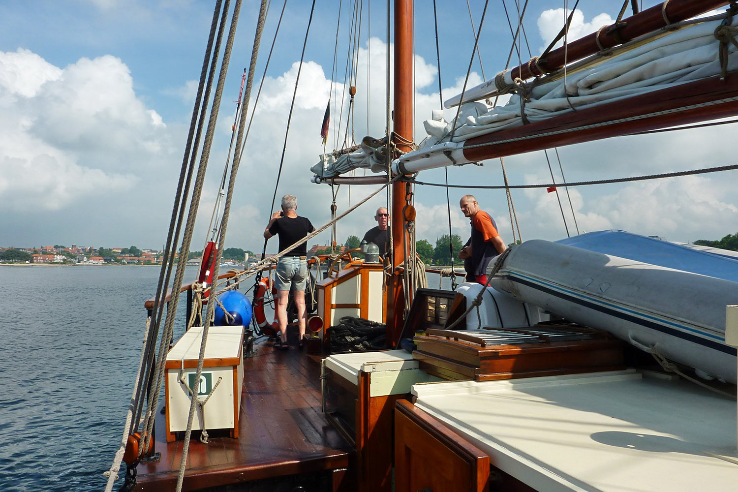 Land in Sicht: Kappeln an der Schlei . Segeln Dänische Südsee 2016 (Foto: Udo Geyersbach)