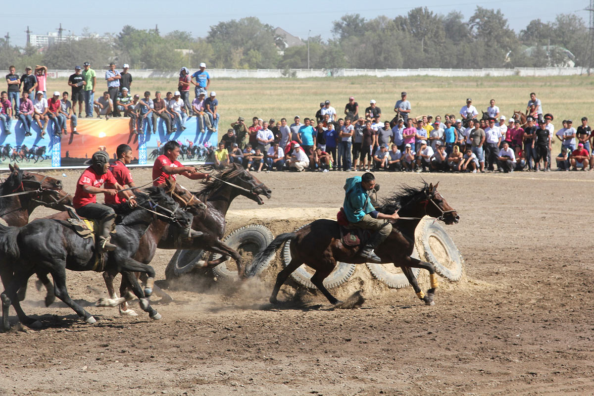 25.02.2016 Stefan Ebert: Multivisionsvortrag "Kirgistan & Tadschikistan"
