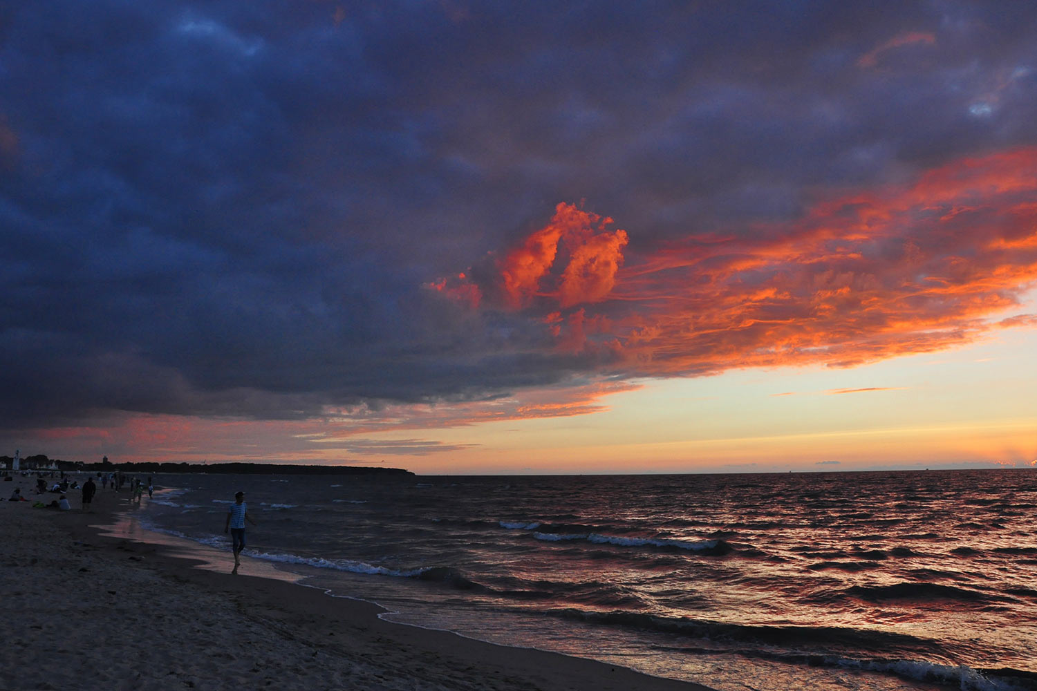 Abends am Strand . Segeln Ostsee 2017 (Foto: Klaus Wahl)