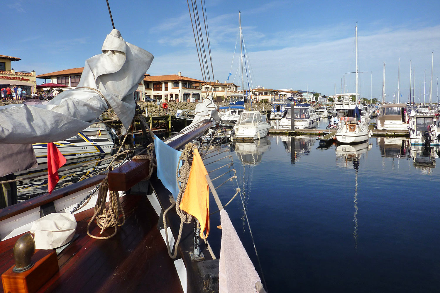 Im Hafen . Segeln Ostsee 2017