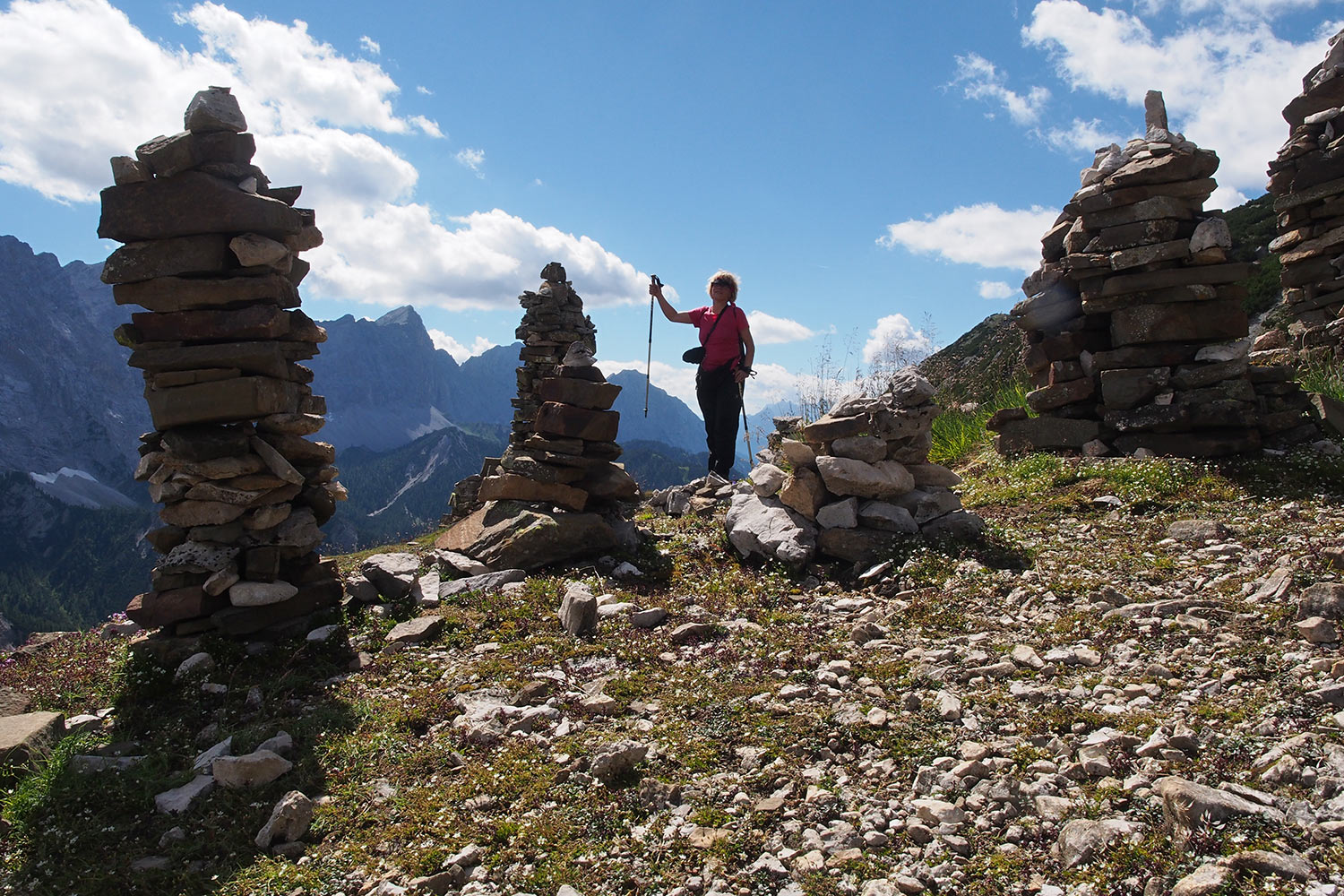 Manuela beim Aufstieg zur Sunntigerspitze (2321 m) . Karwendel (Foto: Andreas Kuhrt 2017)