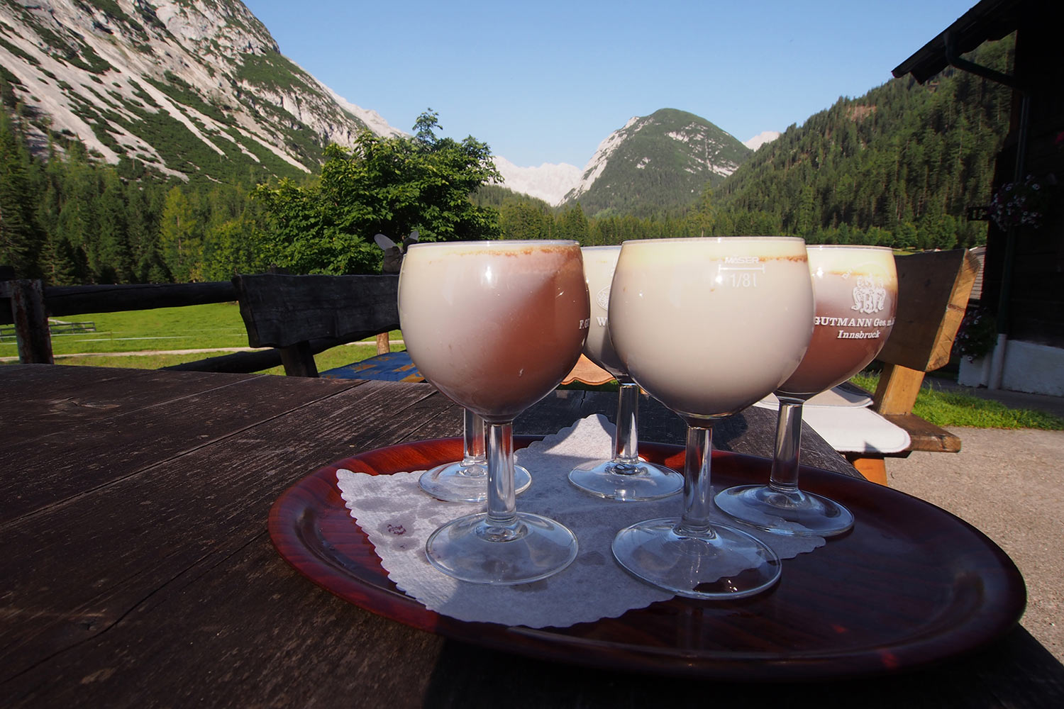 Schokopudding mit Eierlikör auf der Möslalm . Karwendel (Foto: Andreas Kuhrt 2017)
