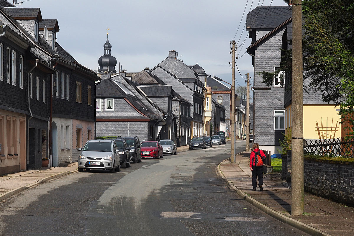 Schieferhäuser in Lehesten . Frühlingswanderung im Schieferpark Lehesten (Foto: Andreas Kuhrt 2017)