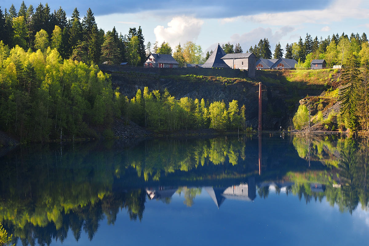 Schiefersee . Frühlingswanderung im Schieferpark Lehesten (Foto: Andreas Kuhrt 2017)