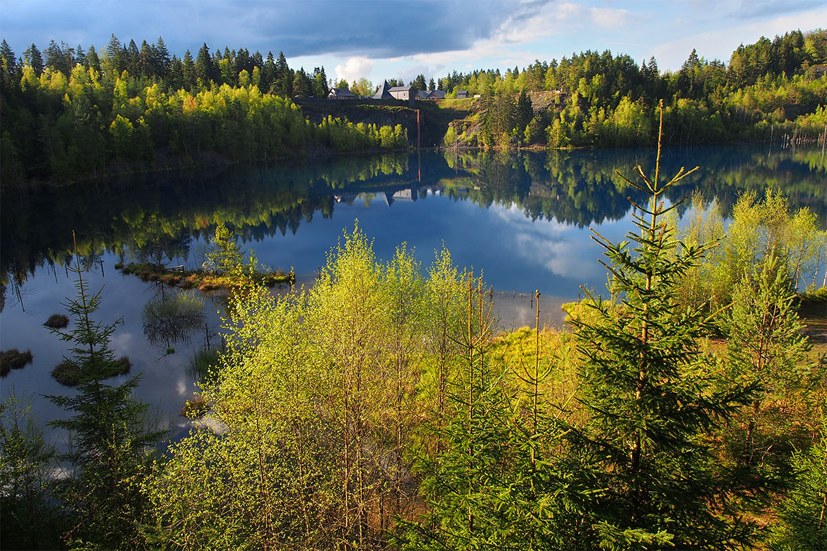 Schiefersee . Frühlingswanderung im Schieferpark Lehesten (Foto: Andreas Kuhrt 2017)