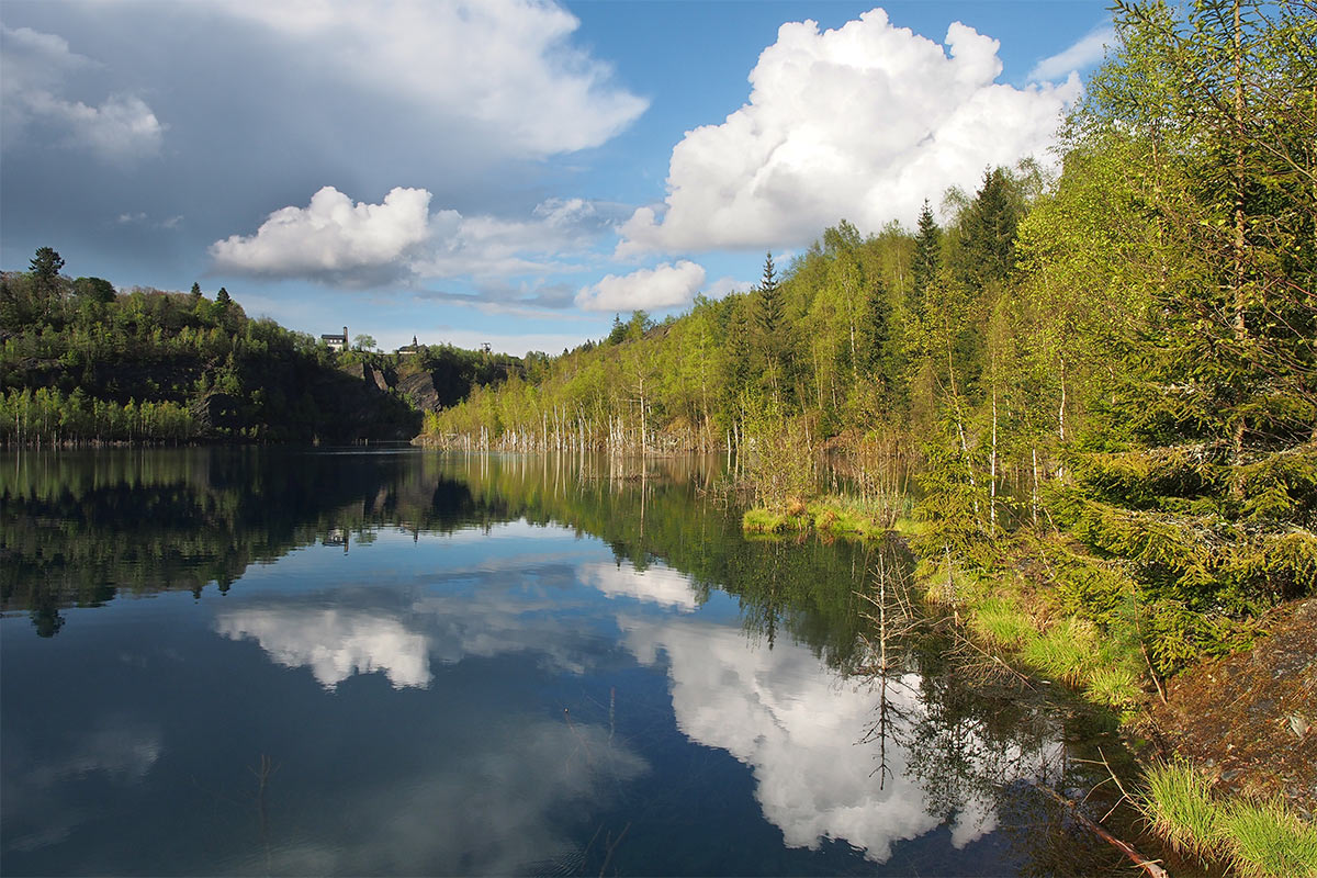 Schiefersee . Frühlingswanderung im Schieferpark Lehesten (Foto: Andreas Kuhrt 2017)