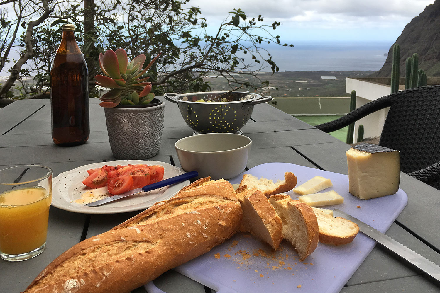 Frühstück in der Casa El Lunchón . El Hierro 2018 (Foto: Manuela Hahnebach)