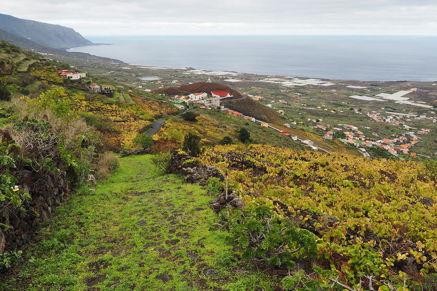 Blick vom Camino de Jinama nach La Frontera . El Hierro 2018 (Foto: Andreas Kuhrt)