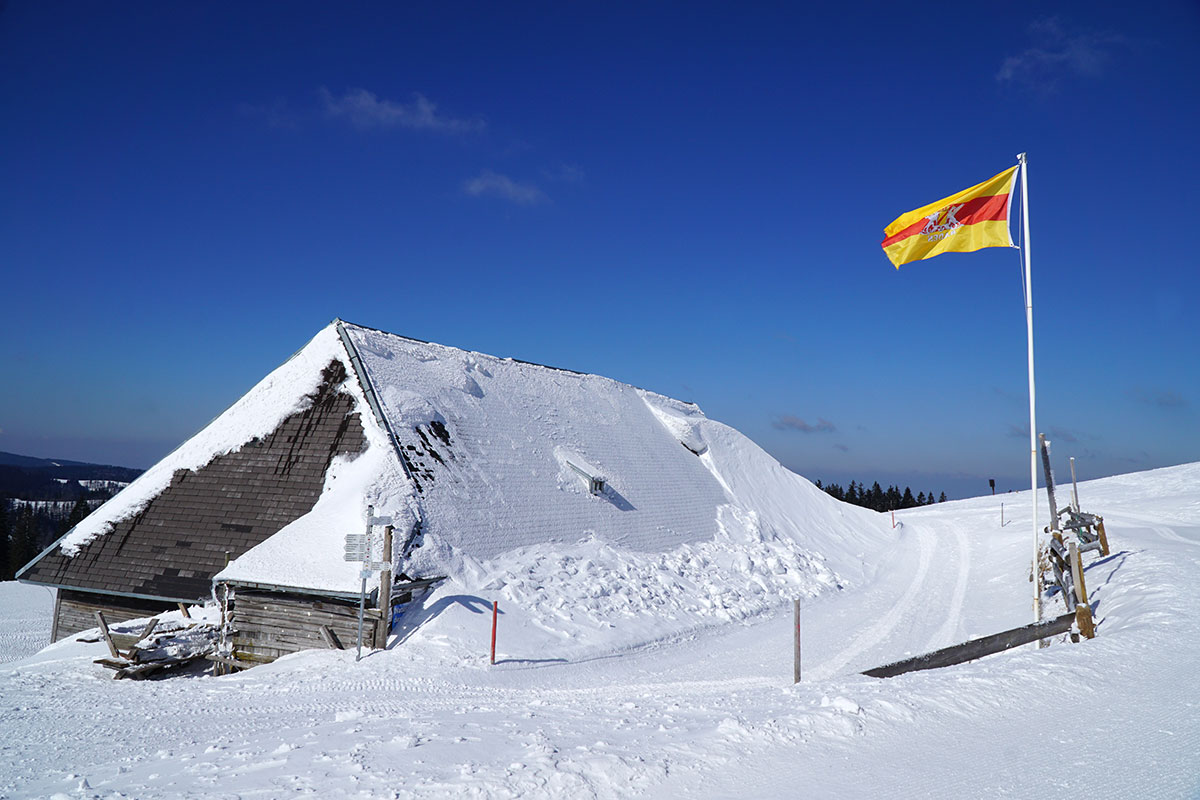 Winter im Schwarzwald: St. Wilhelmer Hütte (Foto: Sylvia/Klaus Wahl)