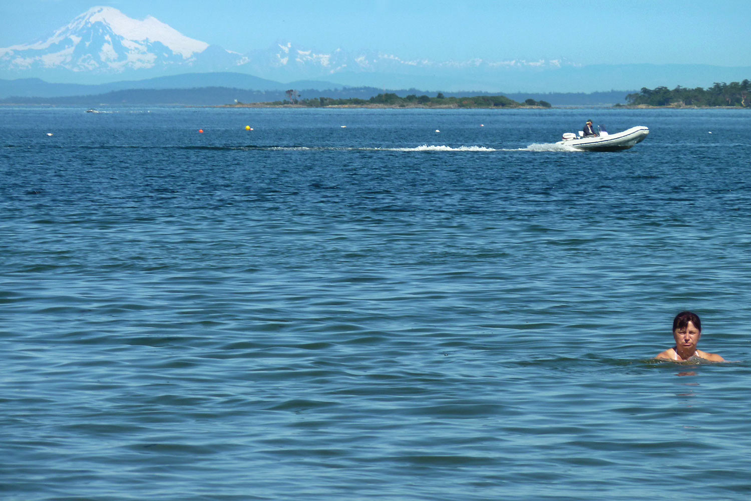 Bad im Pazifik . Vancouver Island . Westkanada 2018 (Foto: Barbara & Jochen Hollandt)