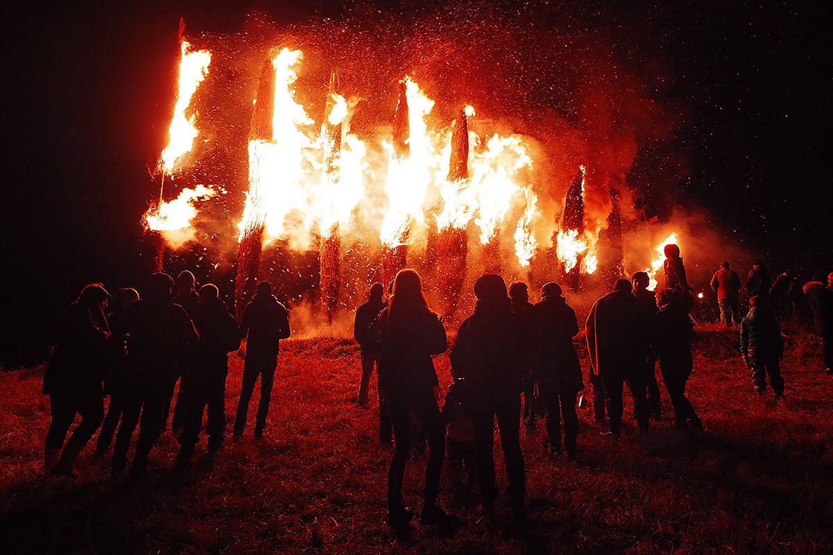 2019 Schweina: Fackelbrand auf dem Antoniusberg (Foto: Andreas Kuhrt)