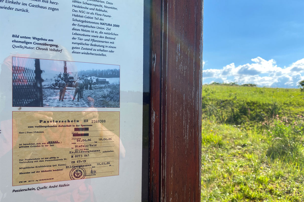 Grünes Band: Infotafel bei Harras (Foto: Manuela Hahnebach)