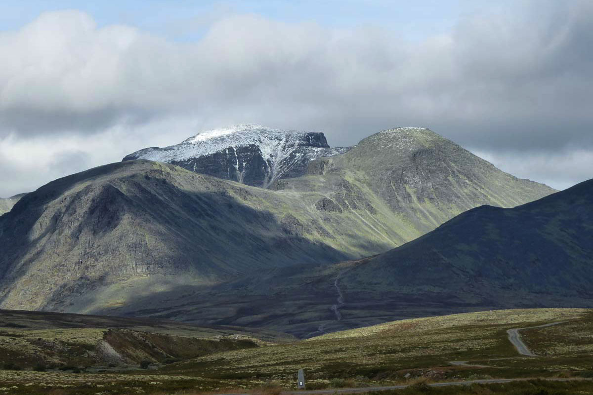 Rondane: Blick zum Rondslottet und Storronden (Andrea Schäfer)
