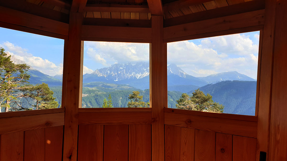 Rosengarten: Tschafon (Ina Ehrhardt, Christian Lange)