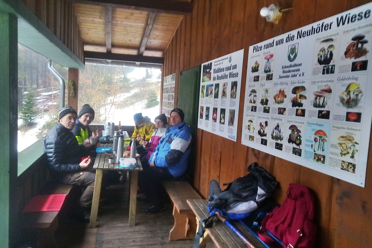 DAV Suhl: Jahresabschlusswanderung 2021: Rotteroder Höhe - Neuhöfer Wiesen