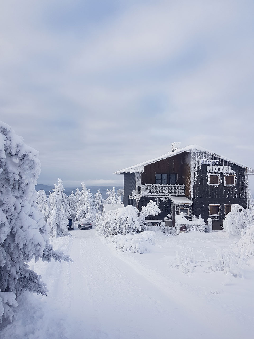 2022 Erzgebirge: Keilberg: Sporthotel Rudolf (Foto: Klaus Rennert)