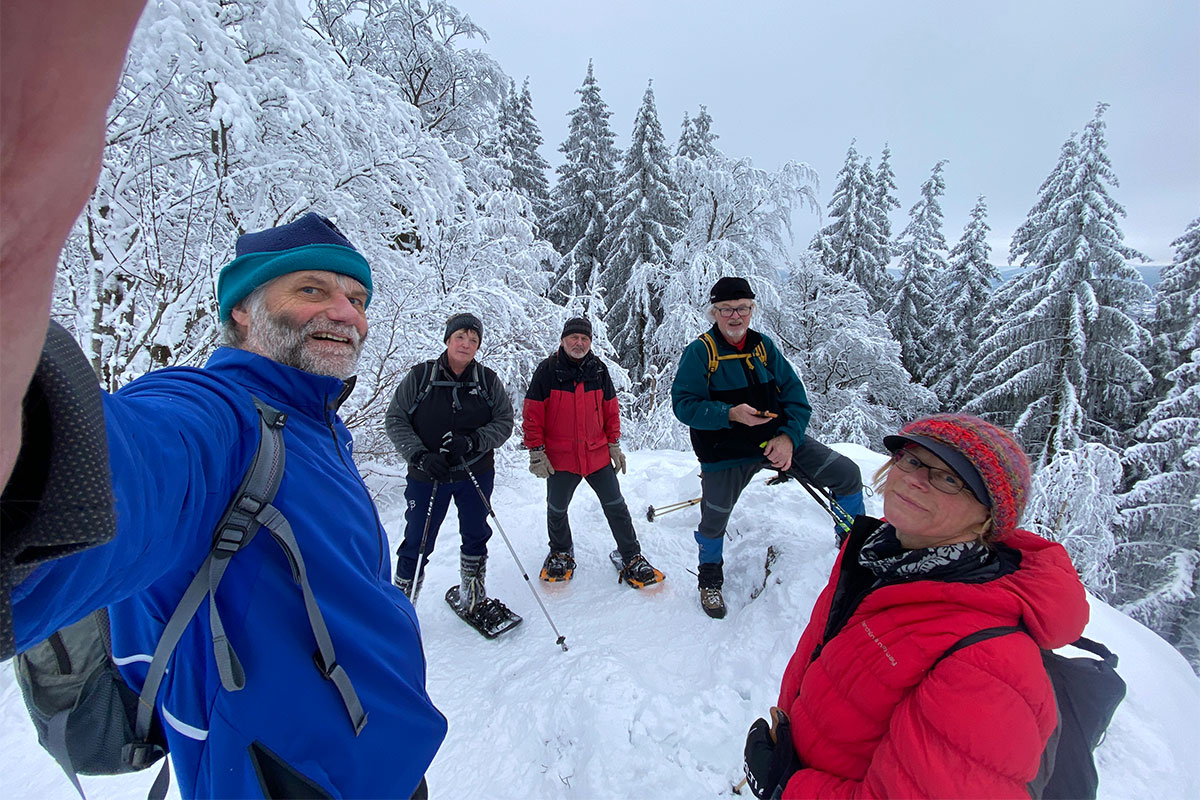DAV Suhl: Schneeschuhwanderung: Zella-Mehlis-Heinrichsbach: am Heinrichbacher Stein (Foto: Andreas Kuhrt, 29.01.2023)