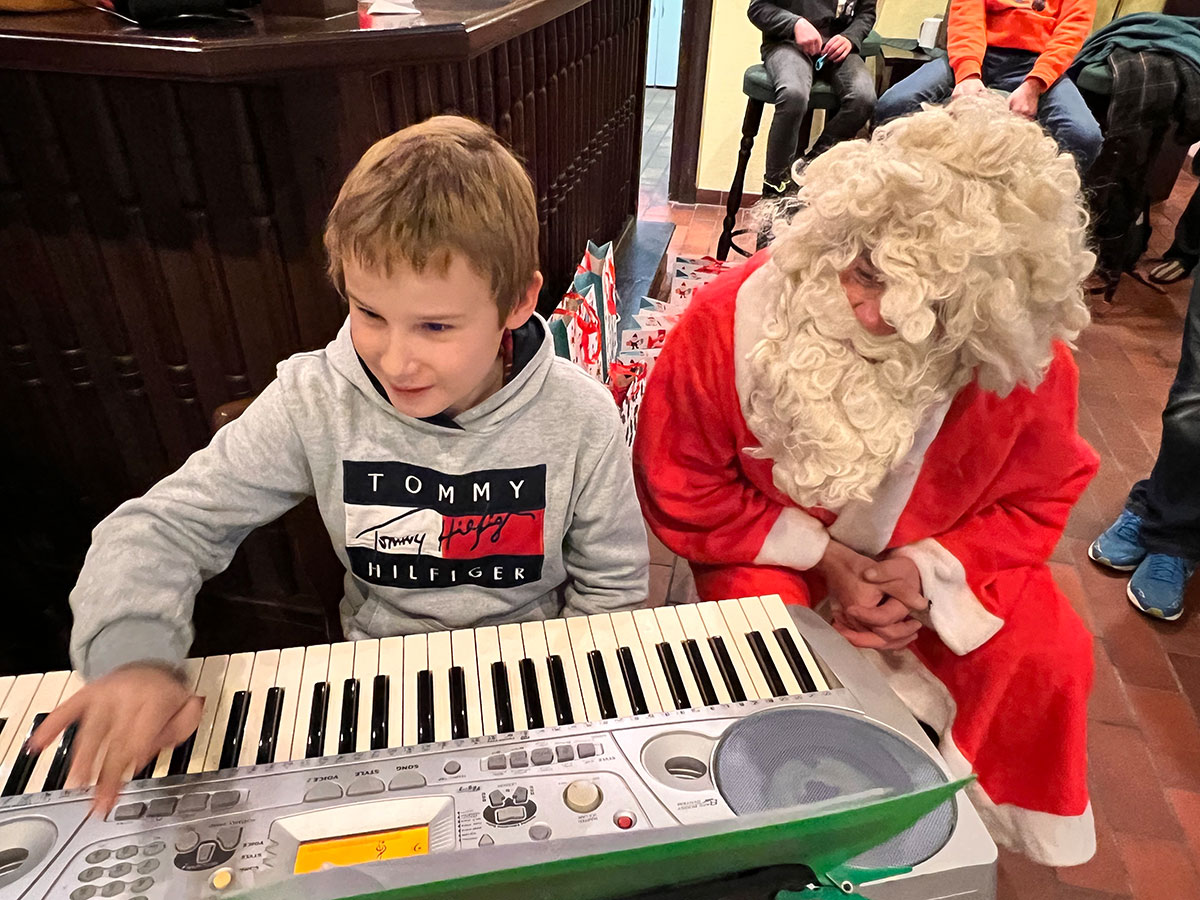 Waldhaus Ruppertus Zella-Mehlis: DAV-Suhl-Weihnachtsfeier 2023 (Manuela Hahnebach)