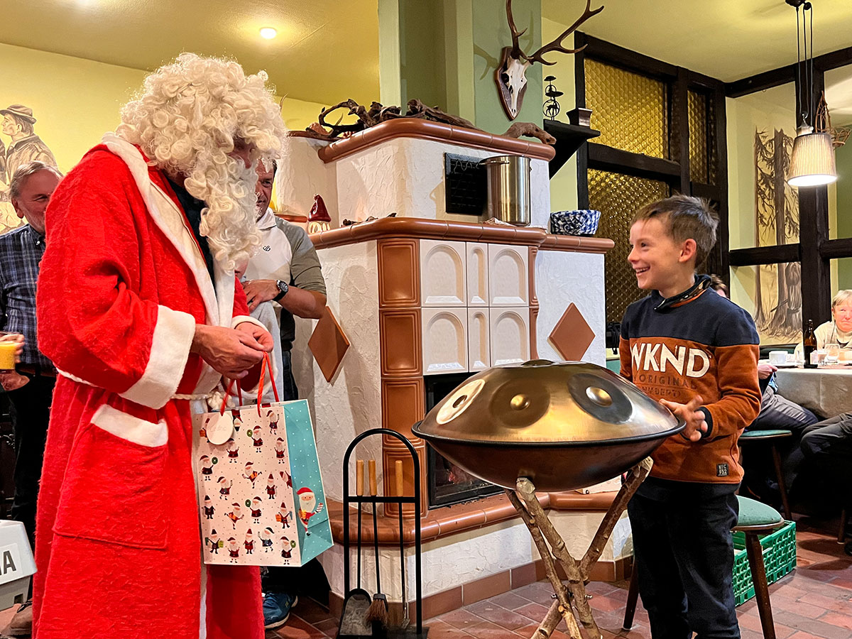 Waldhaus Ruppertus Zella-Mehlis: DAV-Suhl-Weihnachtsfeier 2023 (Manuela Hahnebach)