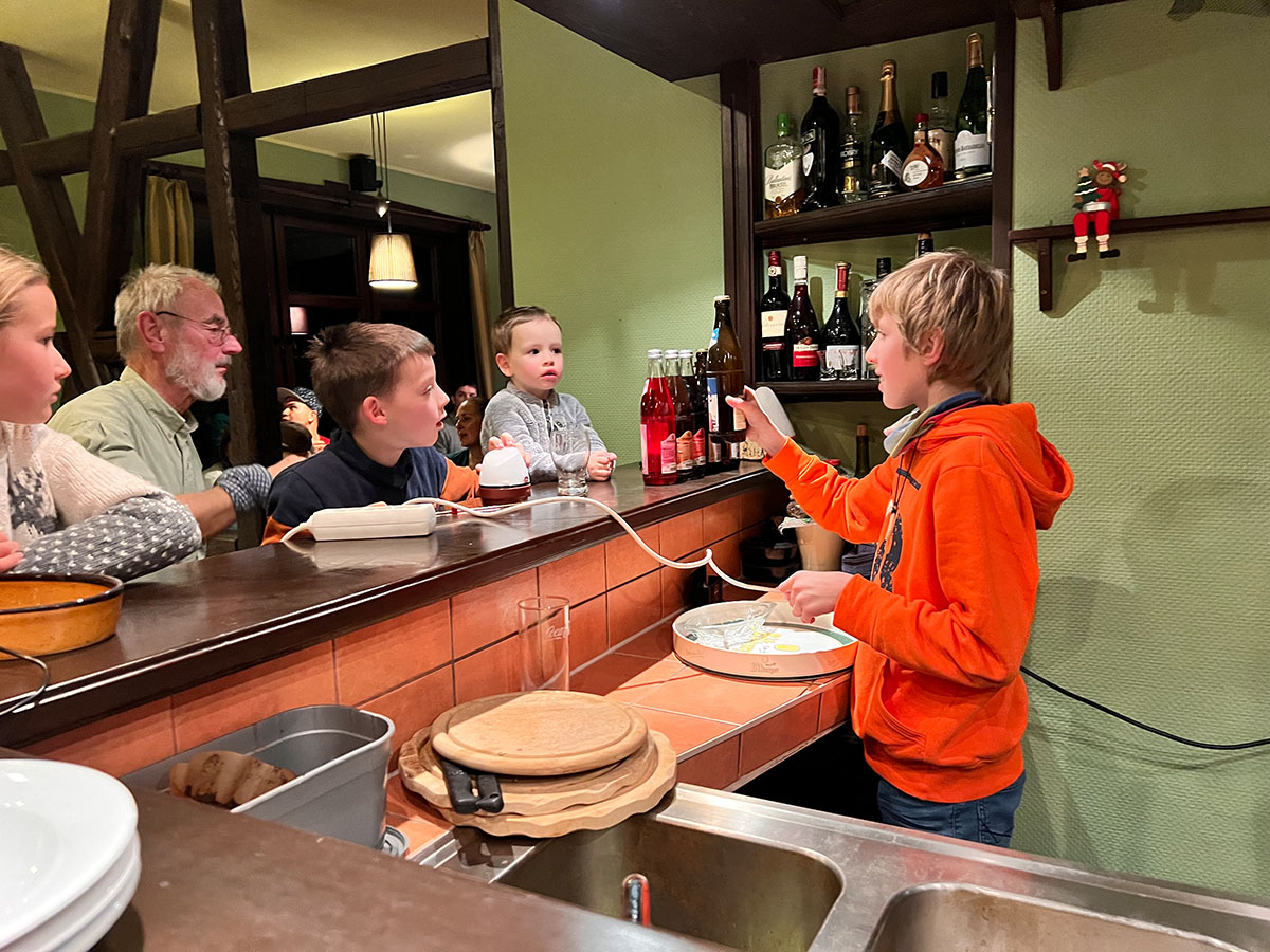 Waldhaus Ruppertus Zella-Mehlis: DAV-Suhl-Weihnachtsfeier 2023 (Manuela Hahnebach)