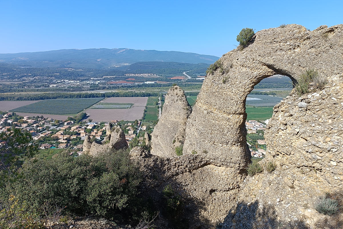 Provence 2023: Les Mees (Ute + Thomas Wall)