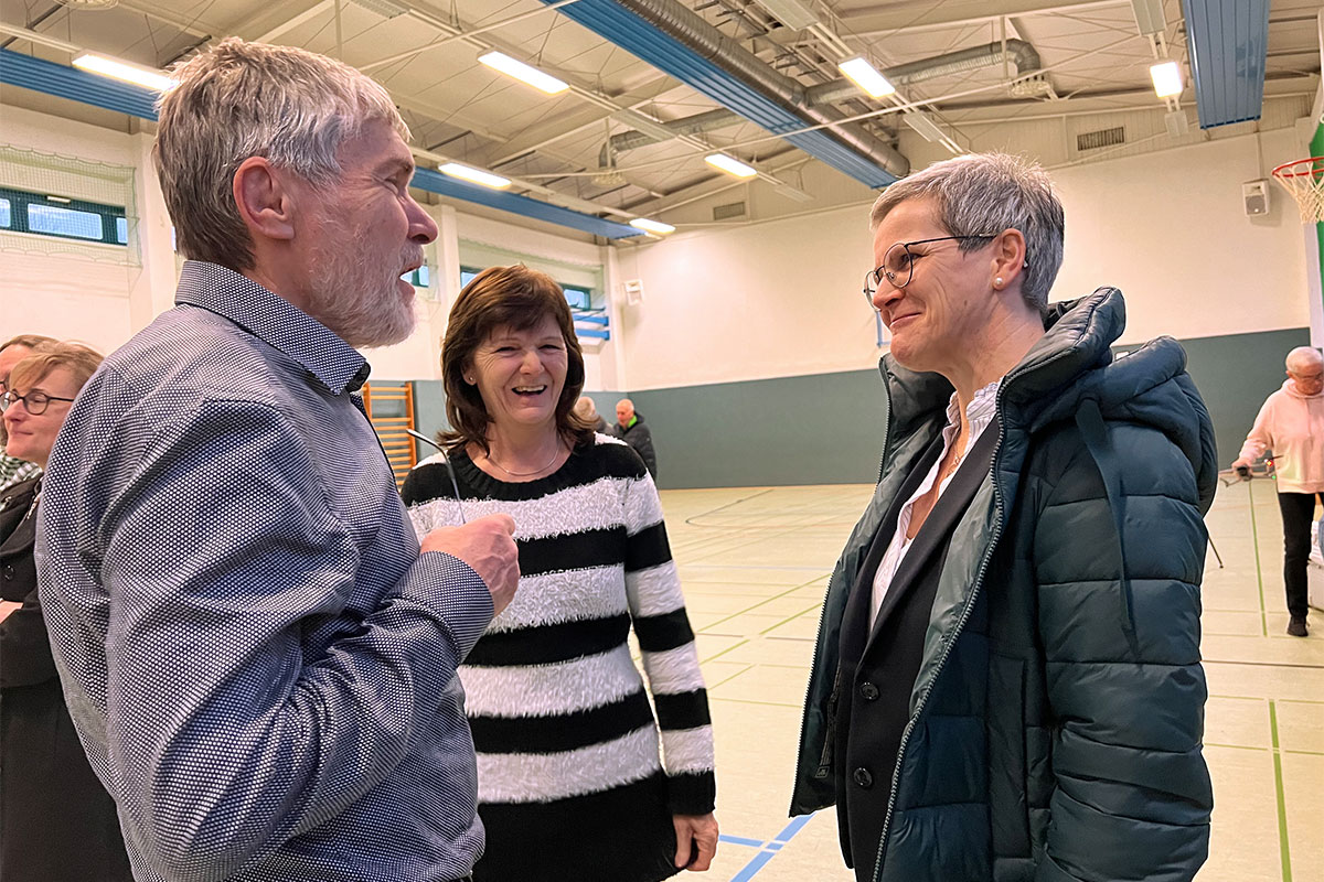 DAV Suhl: Eröffnung der Kletterwand in der Sporthalle Suhl-Nord, 06.012.2024 (Foto: Manuela Hahnebach)