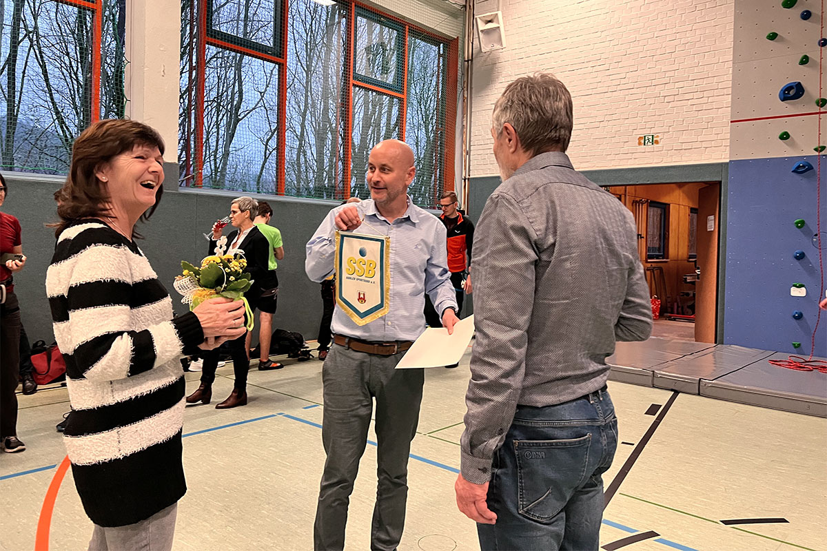 DAV Suhl: Eröffnung der Kletterwand in der Sporthalle Suhl-Nord, 06.012.2024 (Foto: Manuela Hahnebach)